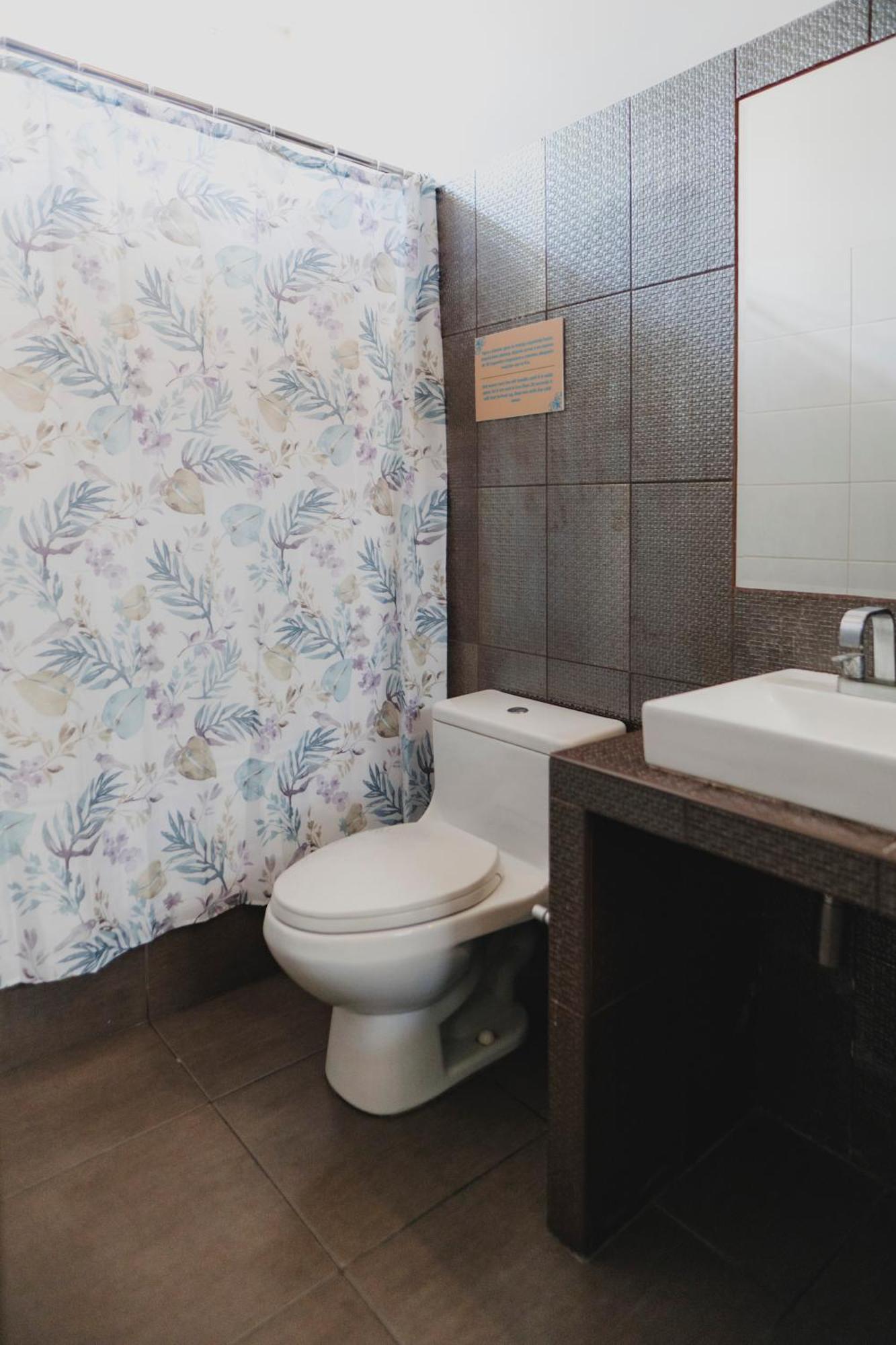 Casa Bellido - Miraflores Private Rooms - Cocina Compartida - Wifi Lima Zewnętrze zdjęcie
